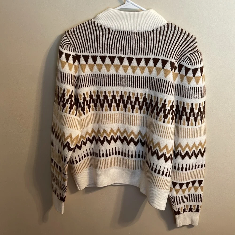 Treasure & Bond White and Brown Patterned Sweater with Button Trim - Picture 5 of 6